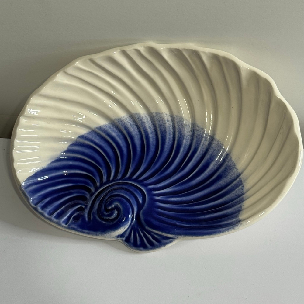 Olfaire Blue and White Majolica Nautilus Shell Dish Made in Portugal.